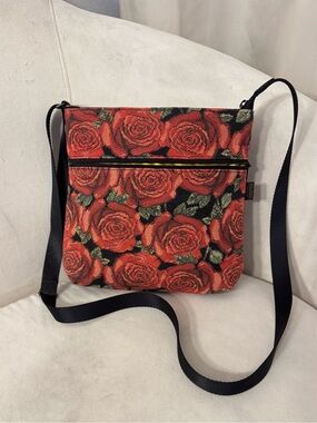 Vintage Ravi Ravi Red Rose Pattern Crossbody Bag - Floral Tapestry Shoulder Bag
